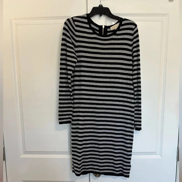 Michael Kors Sweater Dress Striped Black/Gray Long Sleeve Back Zip Size Medium - Picture 7 of 7